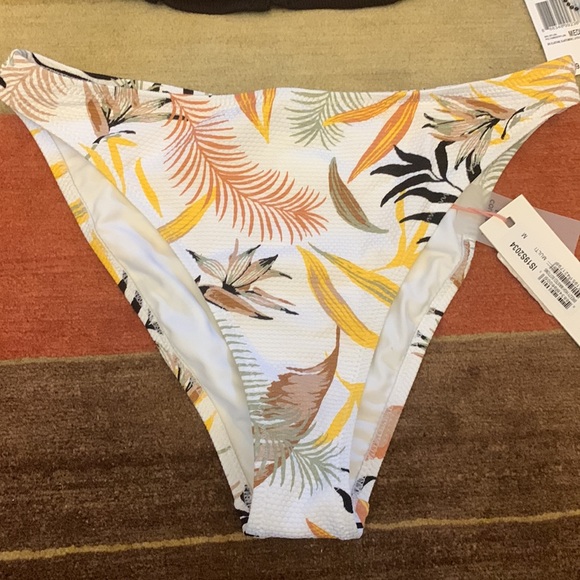 COPY - Minkpink Bikini Set or Separate - Picture 2 of 6